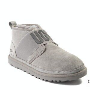 UGG S/N1111730 Neumel 11 Graphic Women's Gray Boots Size: 7